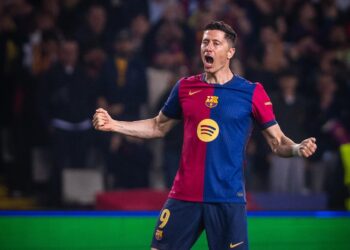 Lewandowski, bestia negra del Dortmund, para sellar pase a semifinales del Barça