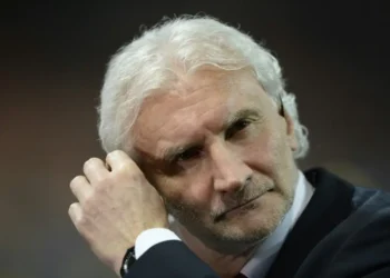 Rüdiger debe «cambiar y él lo sabe», valora director deportivo de selección alemana