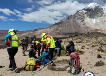 Un equipo de rescate inicia la búsqueda de un turista desaparecido en el Sajama
