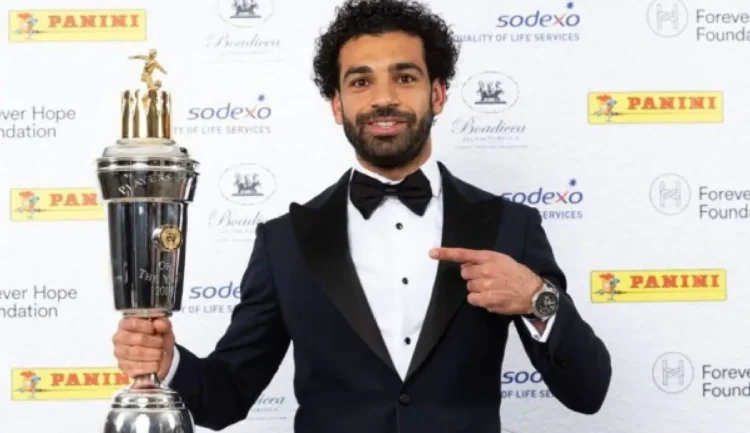 Salah y Russo, jugadores de la temporada en el fútbol inglés
