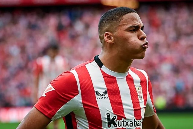 Sannadi, un gigante para seguir engrandeciendo al Athletic en Europa