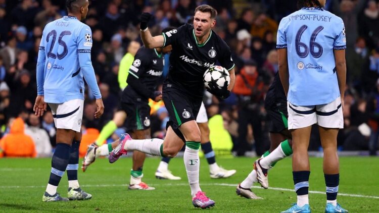 Manchester City deja escapar de las manos la victoria ante Feyenoord (3-3)