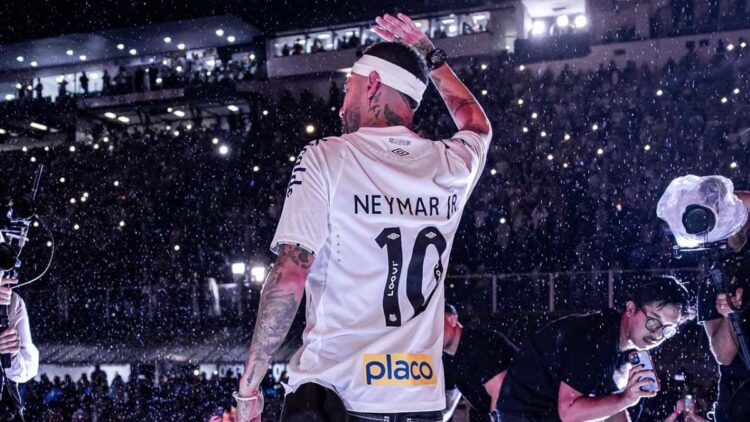 El ’10’ vuelve a casa: Neymar se reencuentra con la ‘torcida’ del Santos
