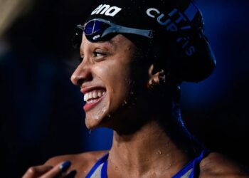 La sensación Sara Curtis borra el récord de Italia de Pellegrini en 100 m libres