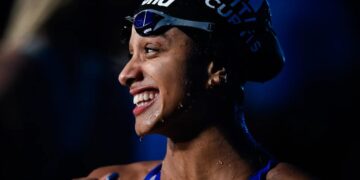 La sensación Sara Curtis borra el récord de Italia de Pellegrini en 100 m libres