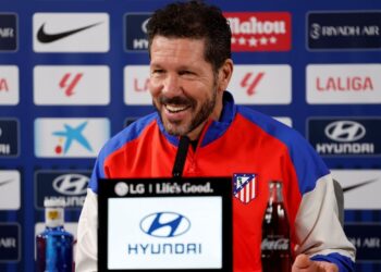 ‘No estoy pensando en cómo va a salir el árbitro’, dice Simeone