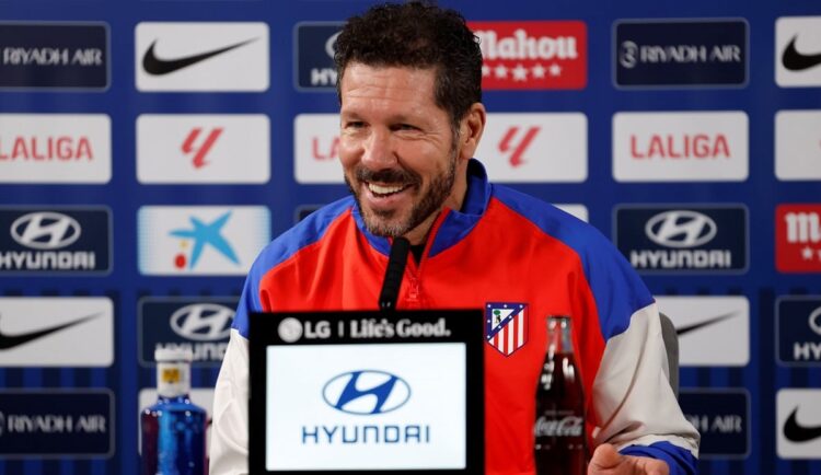 ‘No estoy pensando en cómo va a salir el árbitro’, dice Simeone