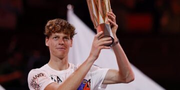 Sinner vence en dos sets a Djokovic en final del Masters 1000 de Shanghái