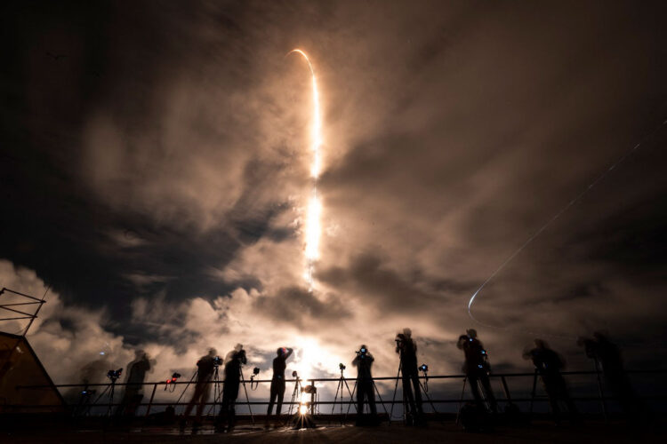 space_x.jpg