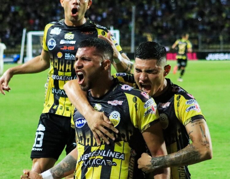 Táchira gana el torneo Clausura 2024 del fútbol venezolano y fuerza final contra Carabobo