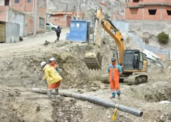 La limpieza en Bajo Llojeta demandará tres meses.