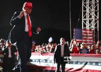 trump_mitin.jpg