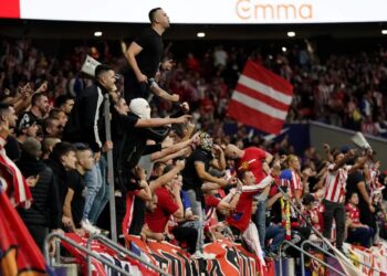 Cierre parcial de 3 partidos del estadio del Atlético Madrid por incidentes en el derbi