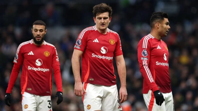 El Manchester United prevé hasta 200 despidos más
