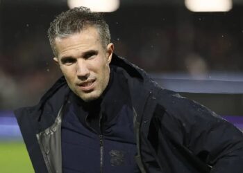 Robin van Persie, nuevo entrenador de Feyenoord