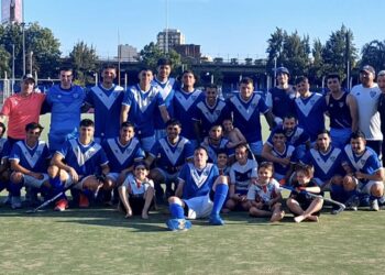 Líder Vélez busca más ventaja en Argentina, River y Boca no pueden dejar puntos