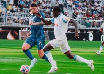 RB Salzburg iguala y tendrá una final frente al Madrid