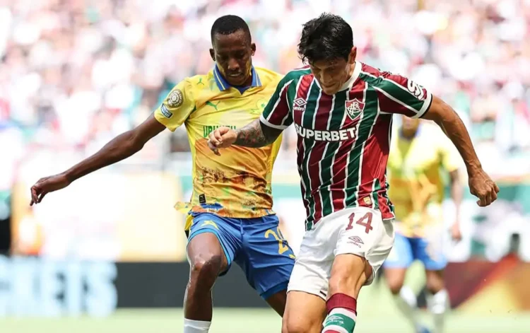 Fluminense avanza a octavos al empatar 0-0 con Mamelodi
