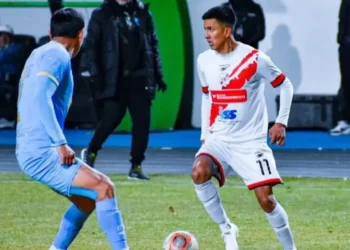 Bolívar empata 1-1 con Nacional Potosí y preocupa por su irregularidad