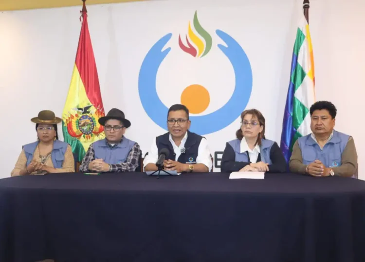 Defensoría advierte que se cruzó una línea ‘muy peligrosa’ con la escalada de violencia