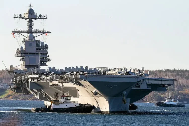 El portaviones USS Gerald R. Ford/RRSS