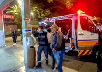 Ministro repudia ataque contra personal de salud y policías en Vinto