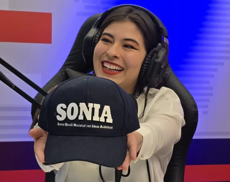 Del Castillo presenta sus lemas ‘Sonia’ y ‘DEA’ para su campaña