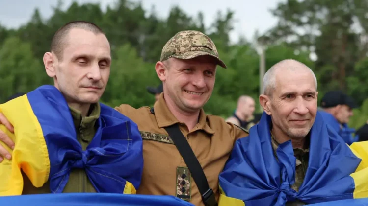 Los soldados ucranianos fueron recibidos en Kiev/ RRSS Volodimir Zelenski