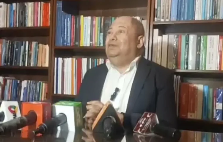Romero rechaza acusación de buscar candidatura con Andrónico
