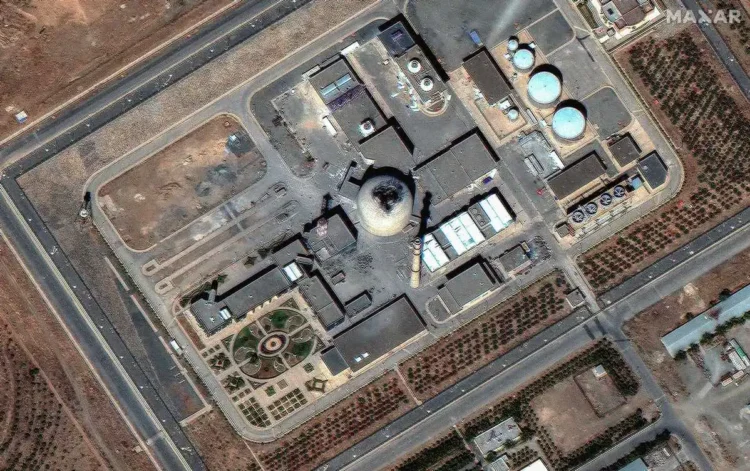 Estados Unidos bombardeó tres plantas nucleares/IRNA