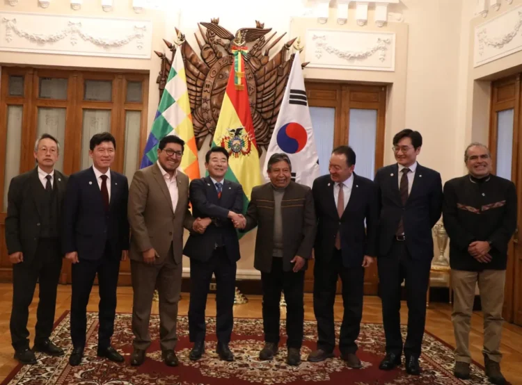Bolivia y Corea acuerdan crear la Liga de Amistad Parlamentaria Boliviano-Coreana