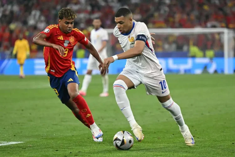 Yamal contra Dembélé y Mbappé: pulso también por el Balón de Oro
