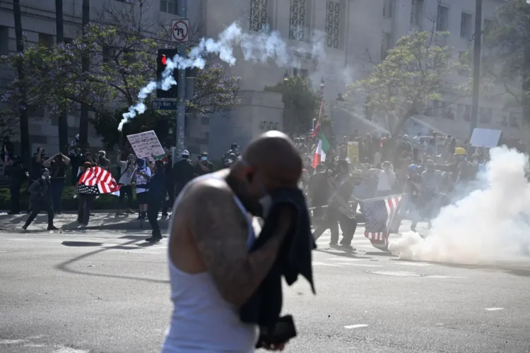 Hubo disturbios en Los Ángeles por las políticas migratorias de Trump/Archivo AFP