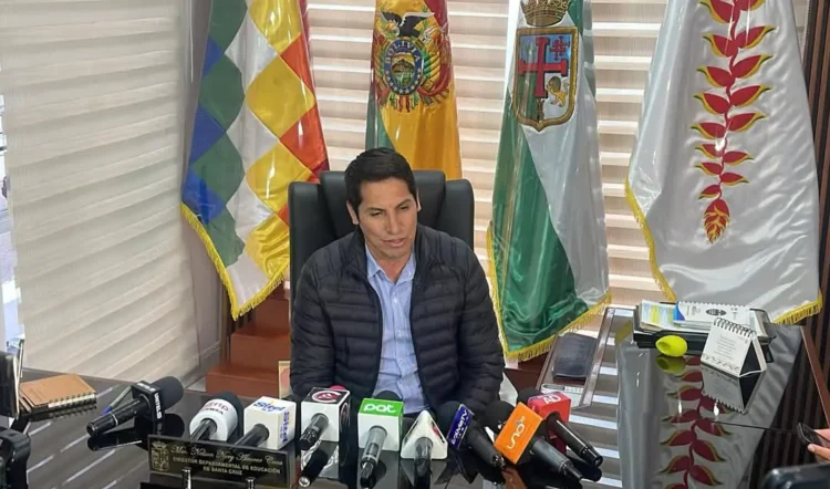 Santa Cruz determina horario de invierno en los colegios
