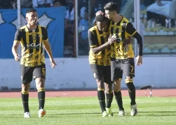 El Superclásico Boliviano es de The Strongest, ganó 2-1 a Bolívar