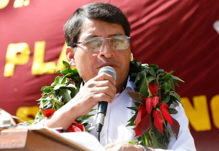 Arce expresa solidaridad por el estado de salud de Condori