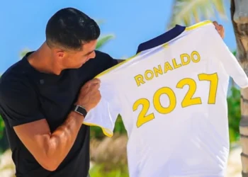 Cristiano Ronaldo renueva con Al-Nassr hasta 2027