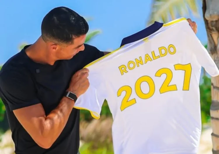 Cristiano Ronaldo renueva con Al-Nassr hasta 2027