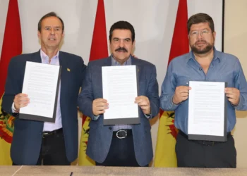 Oposición insta al TSE a convocar a los órganos del Estado para reafirmar las elecciones