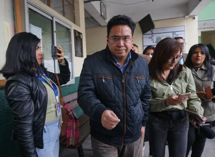 Justicia dicta detención preventiva para César Siles por cinco meses