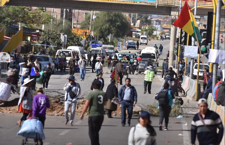 Montaño alerta que plan de acortar el mandato de Arce ya se ejecuta