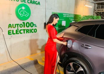 Vehículos eléctricos: Bolivia requiere mejorar su red de carga