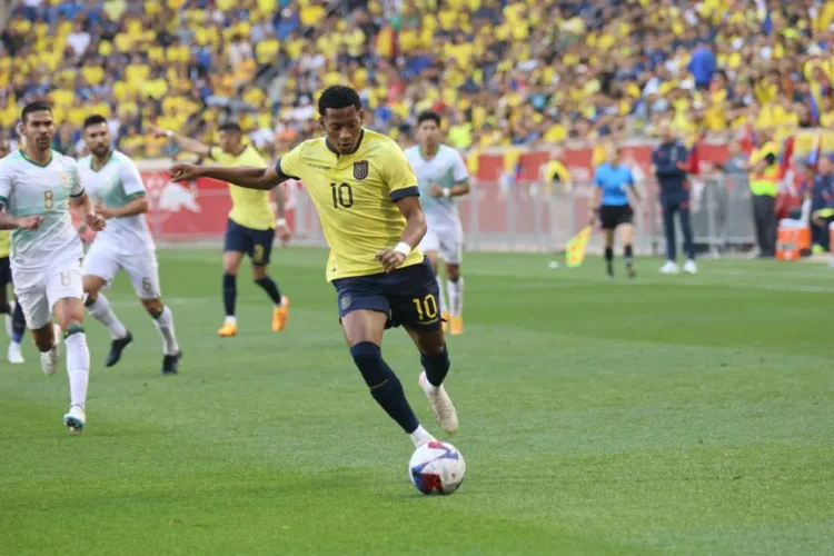 Gonzalo Plata es baja en Ecuador para jugar ante Brasil y Perú