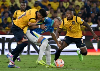 Ecuador y Brasil empatan 0-0 en el debut de Ancelotti