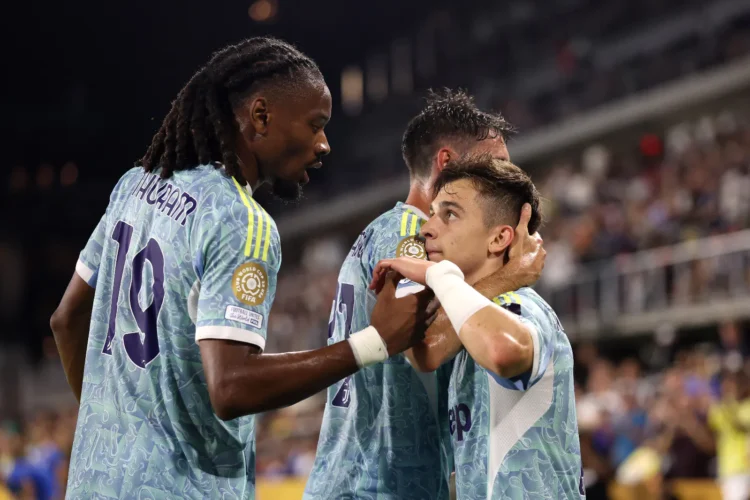 La Juve dice presente en el Mundial al arrollar 5-0 al Al Ain
