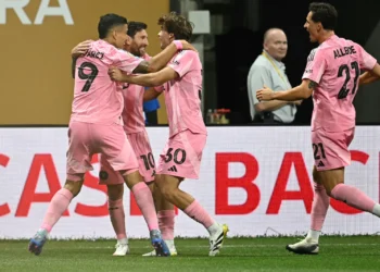 Messi revive al Inter Miami y vence 2-1 al Porto en Mundial de Clubes