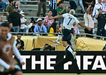 Monterrey golea 4-0 a Urawa y se cita en octavos con el Dortmund