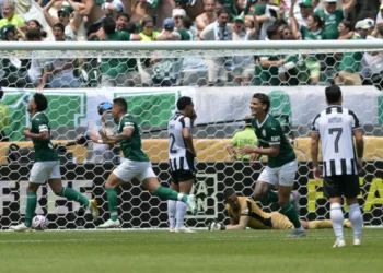 Paulinho derroca a Botafogo y mete a Palmeiras a Cuartos del Mundial