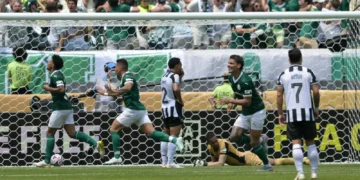 Paulinho derroca a Botafogo y mete a Palmeiras a Cuartos del Mundial