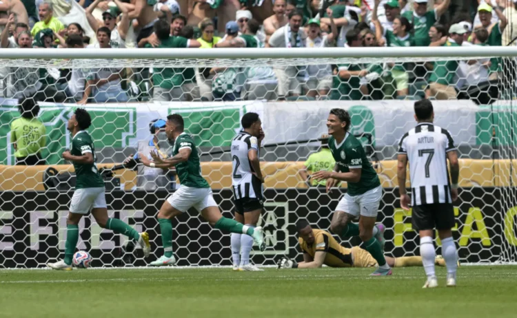 Paulinho derroca a Botafogo y mete a Palmeiras a Cuartos del Mundial